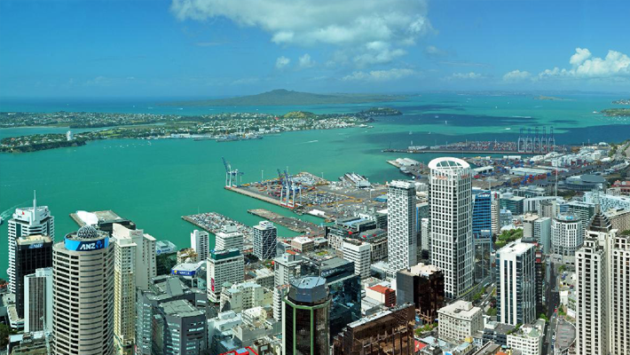 auckland airport shuttle